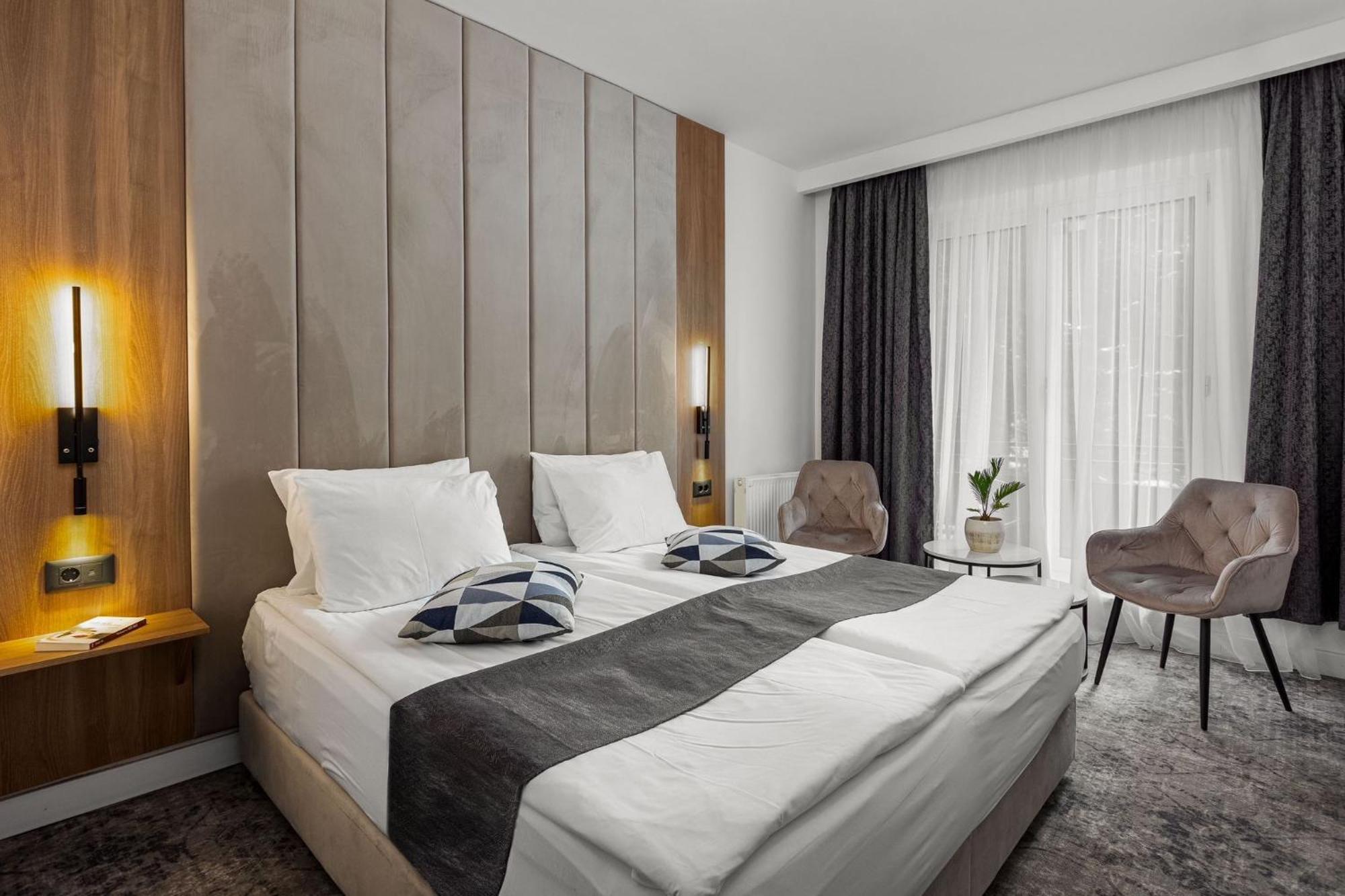 Hotel Soimul Brasov Bagian luar foto