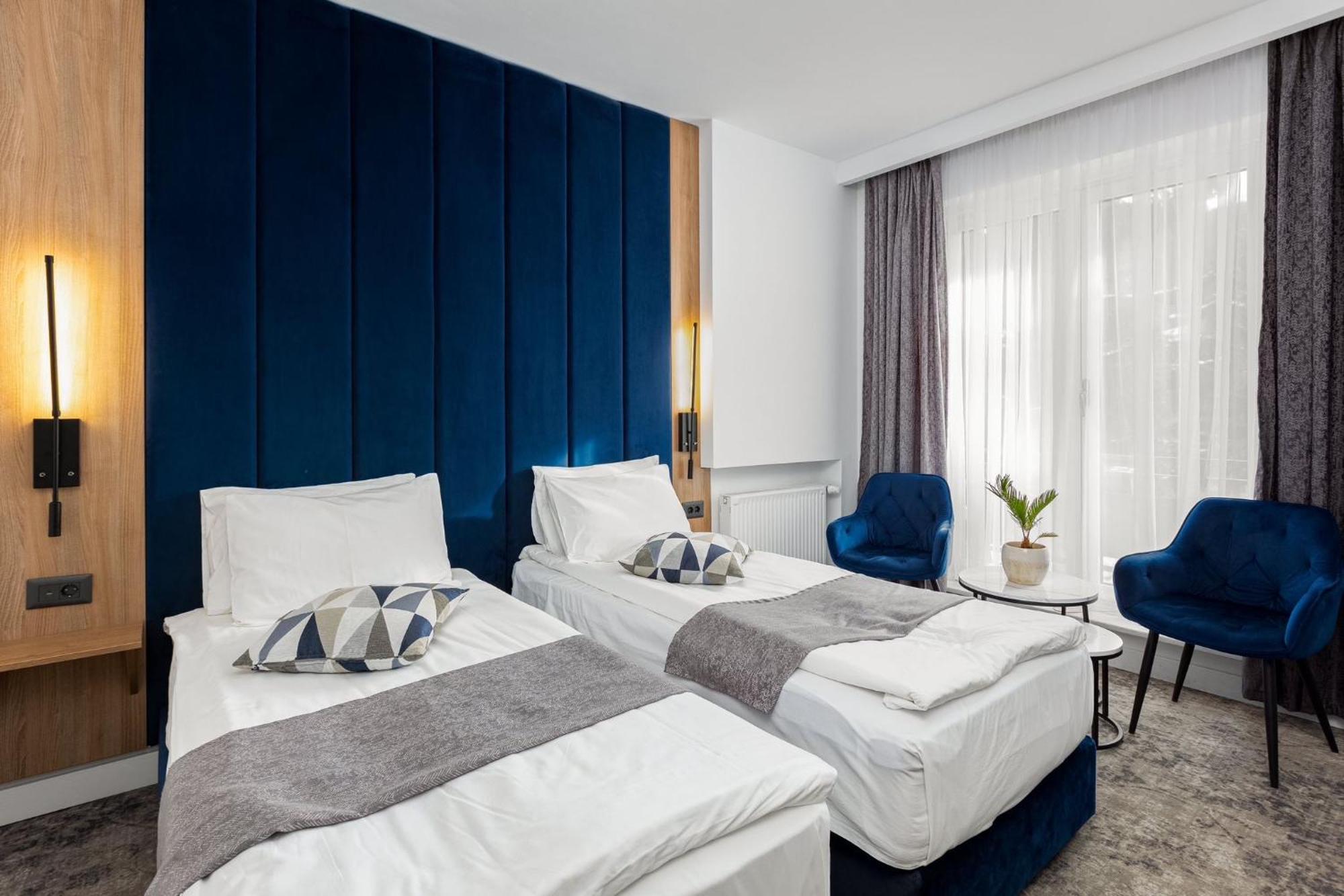 Hotel Soimul Brasov Bagian luar foto